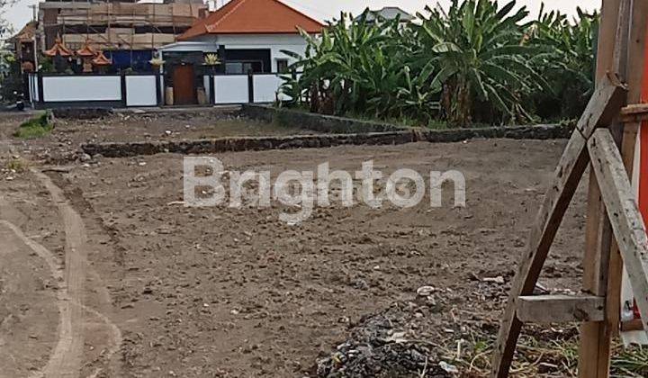 LAND FOR LUXURY HOUSE, VILLA NEAR RENON FIELD ON JL. BADAK AGUNG PANJER 2