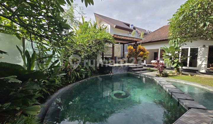 For Sale Fully Furnished Ready-to-Occupy Villa in Canggu Area