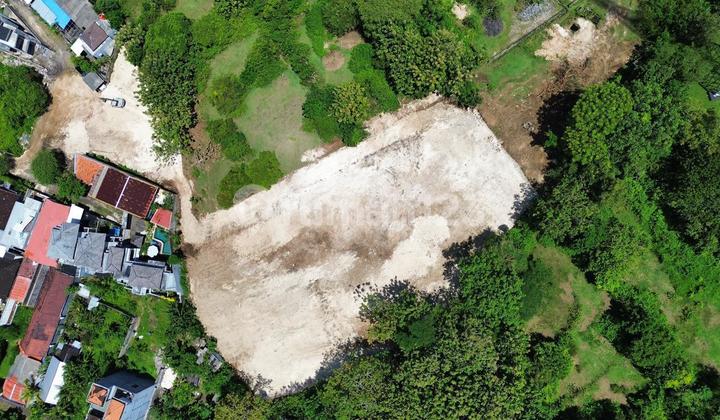 Premium Land Plot for Sale in Kutuh Housing Complex. Premium Land Plot for Sale in Kutuh Housing Complex.