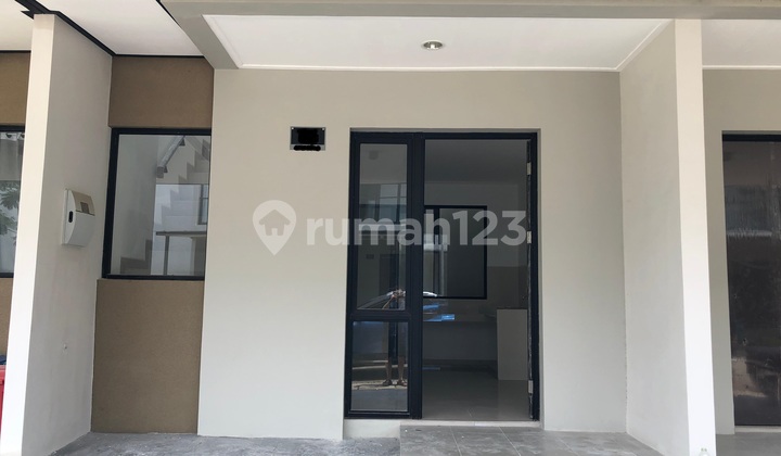 FOR RENT AFFORDABLE MILLENNIAL HOUSE PIK 2 SIZE 4.5X10 VACANT READY TO OCCUPY FOR RENT AFFORDABLE MILLENNIAL HOUSE PIK 2 SIZE 4.5X10 VACANT READY TO OCCUPY