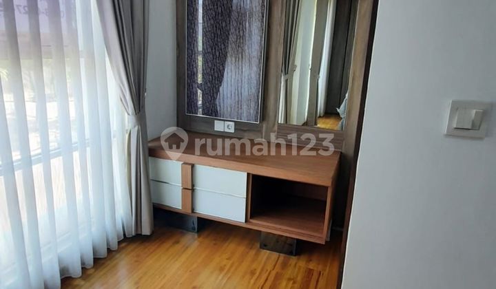 Dijual Rumah 6x15 Golf Island PIK Full Furnished Bagus Harga 3,2 M 2