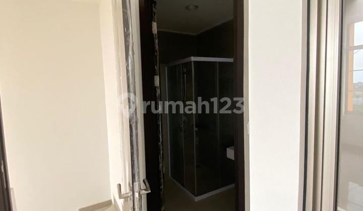 FOR SALE 4.5X10 EMPTY 3-STORY HOUSE PIK 2 PRICE 1.5 BILLION FOR SALE 4.5X10 EMPTY 3-STORY HOUSE PIK 2 PRICE 1.5 BILLION