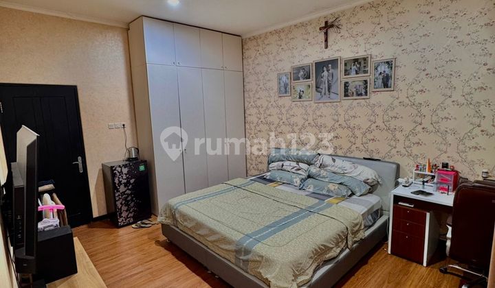 Well-Maintained 2-Story House Ready to Occupy in Lebak Arum 2