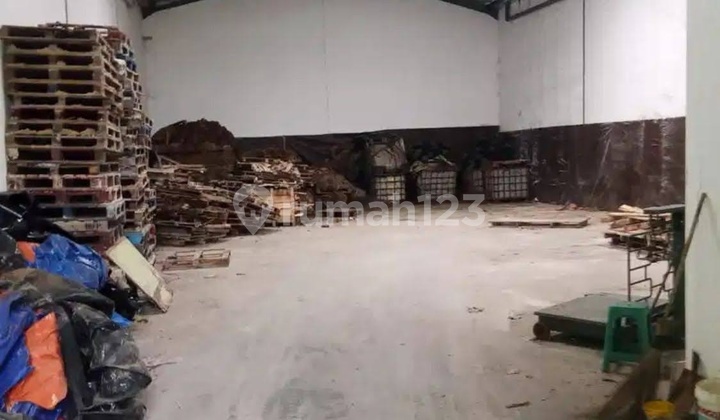 Ready-to-Use Warehouse Area Safe N Lock Sidoarjo