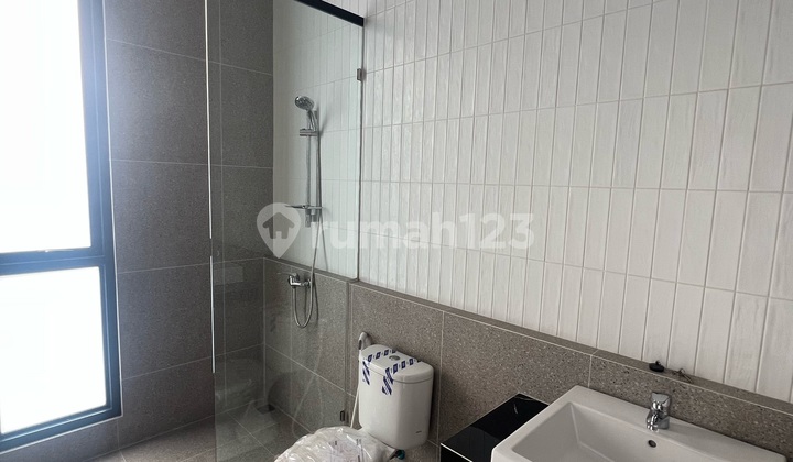 Rumah Baru Gress Siap Huni Di Boulevard Northwest Lake