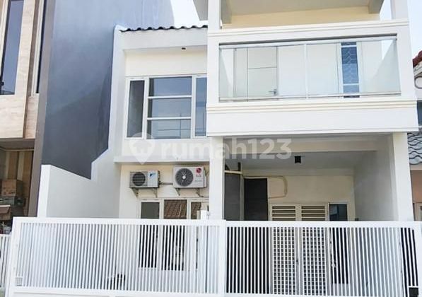 Rumah Minimalis Siap Huni Di Pakuwon City