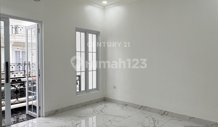 Perumahan Terbaru dengan Gaya Modern Klasik Mewah Jakarta Selatan 2