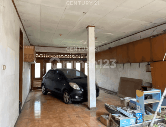 Strategic House in Cinere, Prime Location Near Toll Access 2