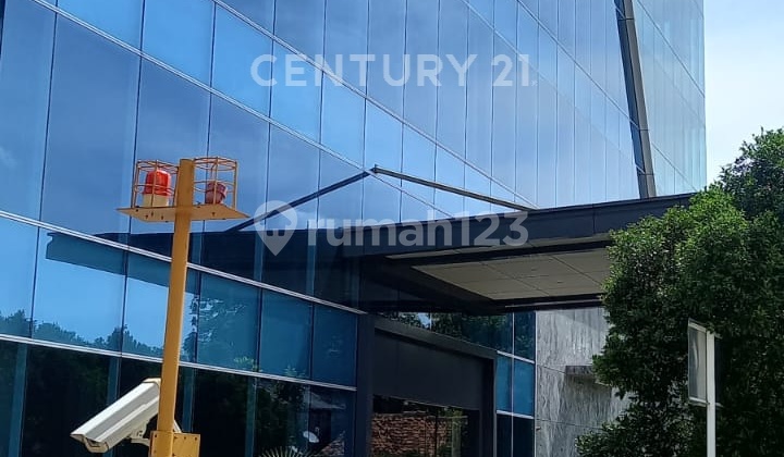Office Building in the Golden Triangle Business District Gatot Subroto Office Building in the Golden Triangle Business District Gatot Subroto