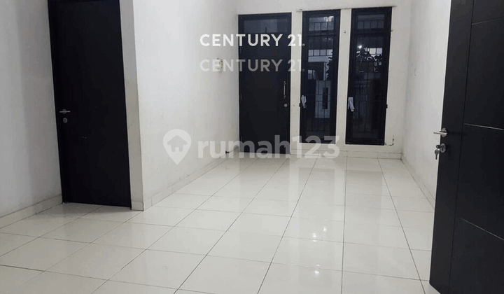 Di Jual Rumah Strategis Dalam Komplek Daerah Bekasi 2