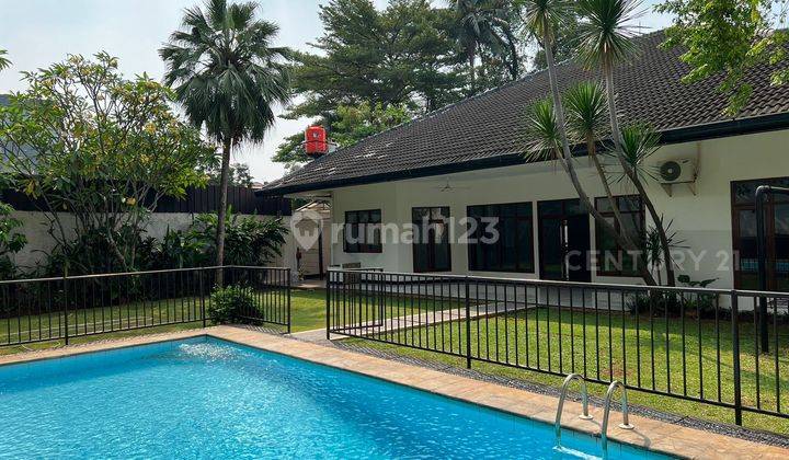 RUMAH 1 LANTAI KOLAM RENANG DI PEJATEN BARAT 1