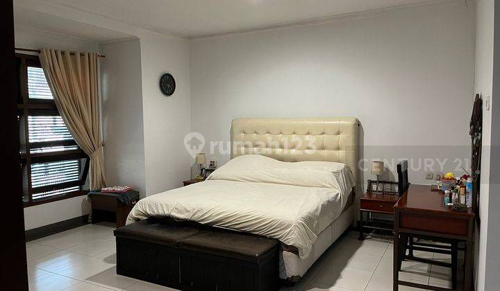 Rumah Fully Renovated Furnished Di Pondok Indah 2