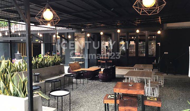 Sewa  Ex Cafe/kantor Luas 675 M2 Tanjung Barat Jakarta Selatan