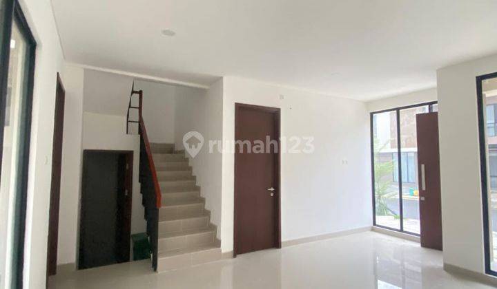 Rumah Deltamas Cikarang. Ready Stok Siap Huni. Lokasi Tepat Di Sebrang Aeon Deltamas 2