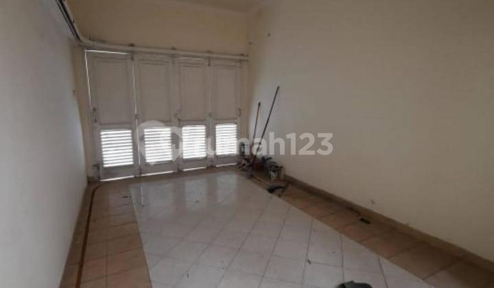Dijual/Sewa Rumah 2 Lantai Siap Huni Furnished di Tenggilis, Surabaya 2