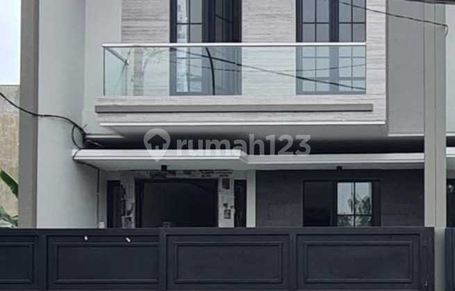 Dijual Rumah Baru Gress di Dharmahusada Indah, Surabaya 1