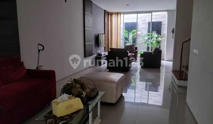 DISEWAKAN GRAND EAST WOOD, CITRALAND, SURABAYA 2