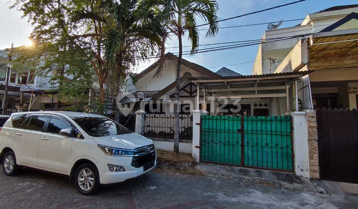 DIJUAL RUMAH 1 LANTAI DENGAN KAWASAN NYAMAN DI KLAMPIS SURABAYA