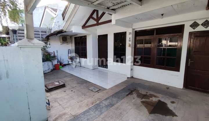 DIJUAL RUMAH 1 LANTAI DENGAN KAWASAN NYAMAN DI KLAMPIS SURABAYA 2