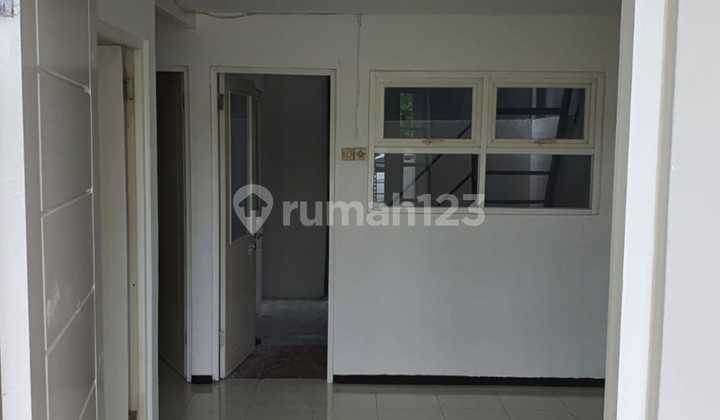 Dijual Rumah TURUN HARGA di Grand Semanggi Residence, Surabaya 2