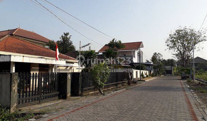 Dijual Rumah Hitung Tanah di Gayungan, Surabaya