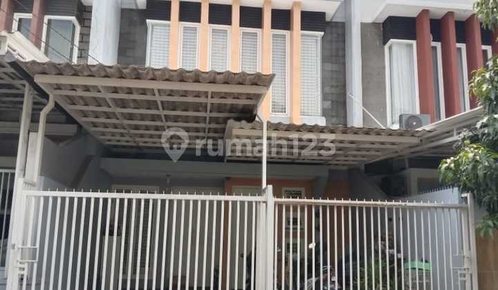 Dijual Rumah 2 Lantai Siap Huni di Semanggi Mangrove, Surabaya
