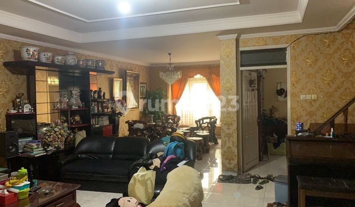 For Sale 2-Story House on Indragiri Street, Malang 2