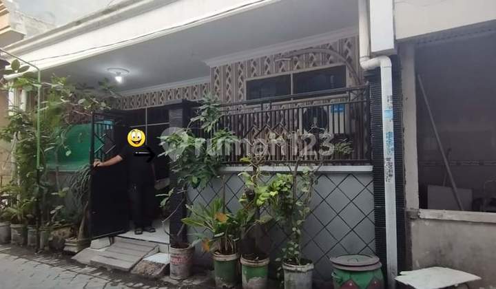 Dijual Cepat Rumah 2 Lantai di Dukuh Setro, Surabaya