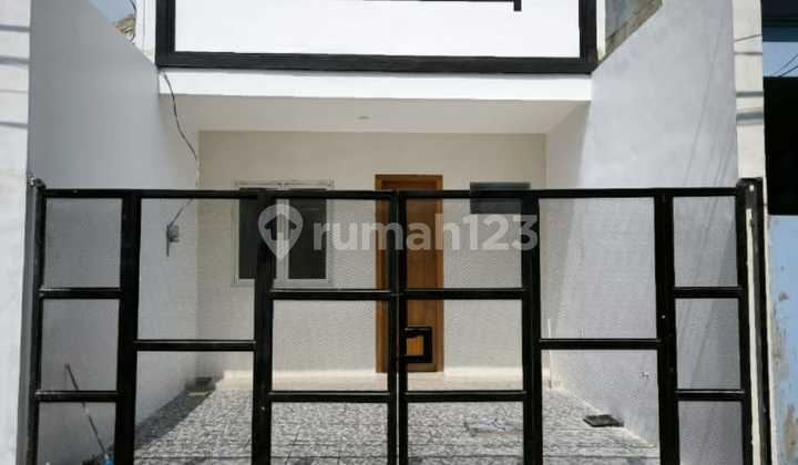 Dijual Rumah 2 Lantai di Semolowaru, Surabaya Dijual Rumah 2 Lantai di Semolowaru, Surabaya