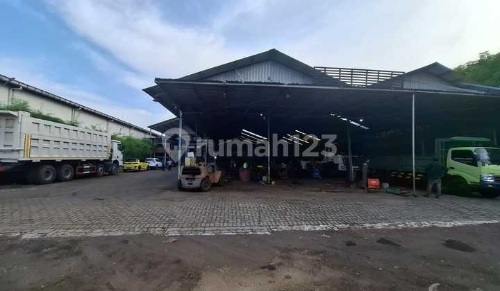 For Sale Warehouse Safe & Lock East Ring Road Sidoarjo