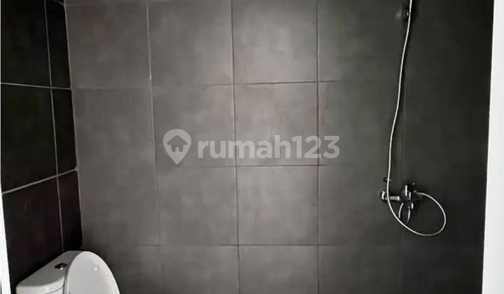 Dijual Rugi Apartemen Westown Tower La Chiva, Surabaya 2