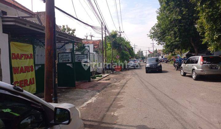 Dijual Rumah Tinggal Dan Rumah Usaha di Ketintang Madya, Surabaya 2