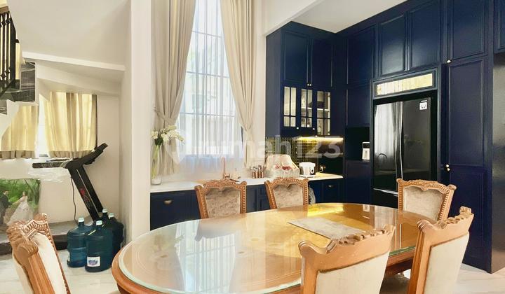 Dijual Murah Rumah 2 Lantai Full Furnished di Taman Puspa Raya, Citraland 2