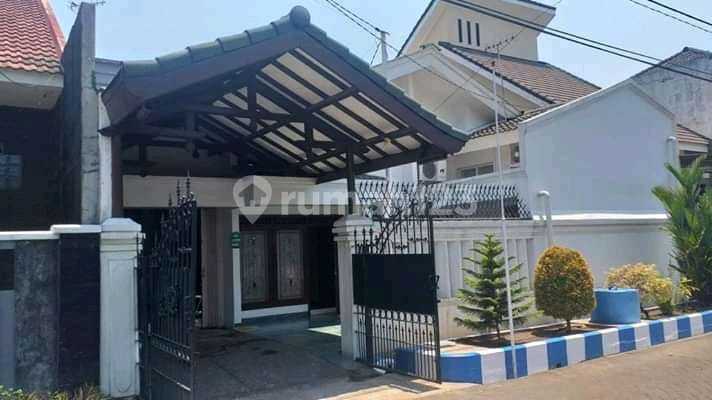 For Sale Ready-to-Occupy House in Pucang Indah Housing, Sidoarjo