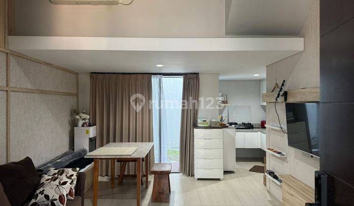 Dijual Rumah 2 Lantai Full Furnished Di Nort West Park Citraland, Surabaya 2