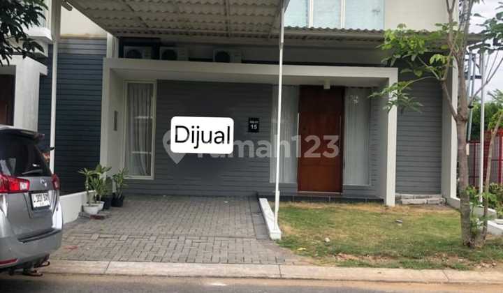 For Sale 2-Story House in Nortwest Park Citraland, Surabaya