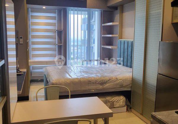 Apartment for Sale at BensonView with Beautiful Pool, Connected to Pakuwon Mall, Surabaya.