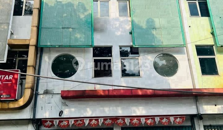 For Sale: 3.5-Story Shop House in Karah, Jambangan, Surabaya 2