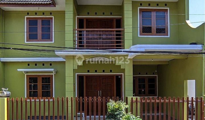 DIJUAL RUMAH SIAP HUNI SANGAT TERAWAT LOKASI STRATEGIS  1