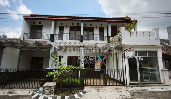 Fully Furnished House, for Large Families, Business in Singosari