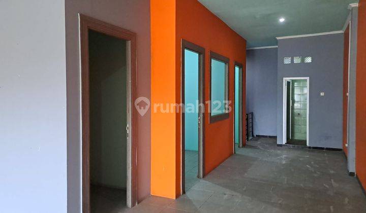 Dijual ex Kantor di Jalan Soekarno Hatta 3