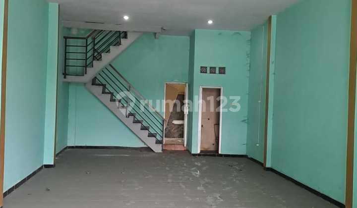 Jual 2 unit Ruko di Jalan Soekarno Hatta
 4