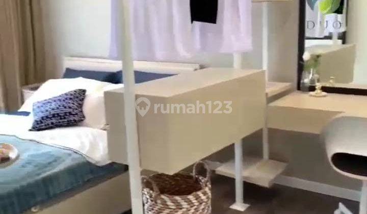 Disewakan Rumah 2 Lantai Free Ac Di 3 Kamar Tidur & Ranjang 2