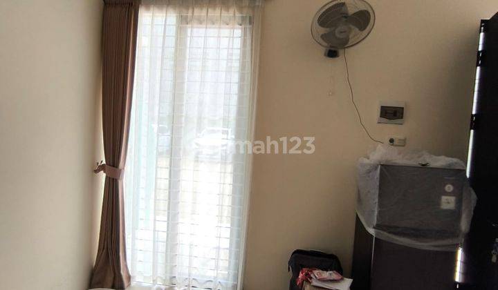 DISEWAKAN RUMAH 2 LANTAI COCOK UNTUK KOST DEKAT PETRA FULL FURNISHED 2