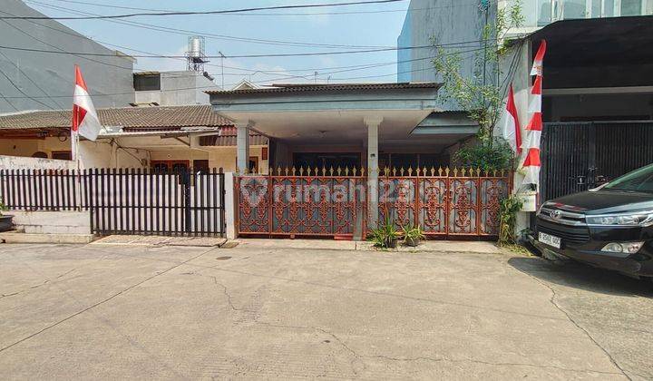 Dijual Rumah 2 Lantai 4 Kamar Tidur di Sunter Indah  2