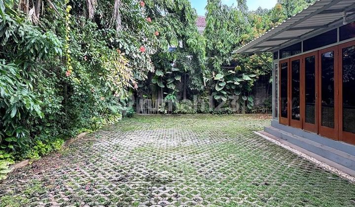 Rumah Bagus Pinggir Jalan Pejaten Raya Jakarta Selatan 2