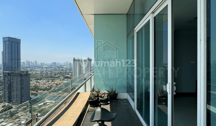 Disewakan Apartemen Kempinski 2 BR Furnish Private Lift Dan Best View 2