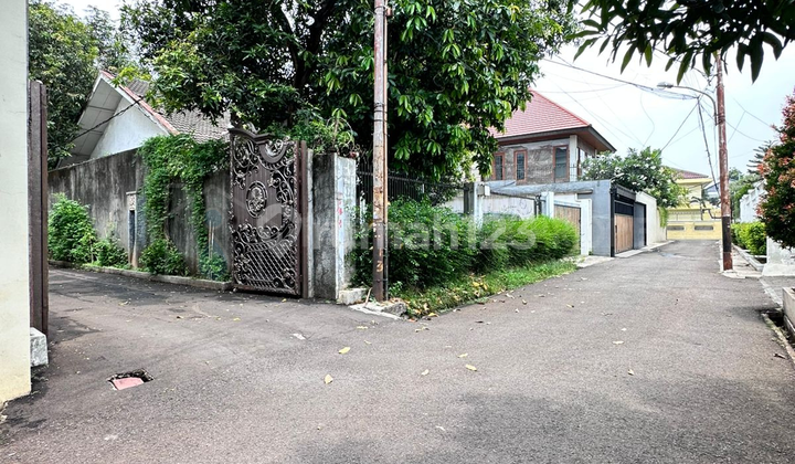 Rumah Bagus 2 Lantai 4 Kamar Pejaten Barat Kemang Jaksel Ada Pool 2