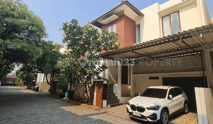 Townhouse Bagus 2 Lantai Fully Furnsihed Pejaten Jati Padang 2