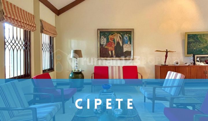 Single Story Hook House Cipete South Jakarta